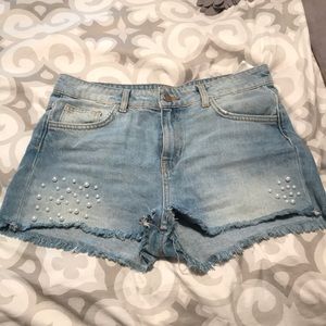 ZARA Basic Denim Shorts Size 6